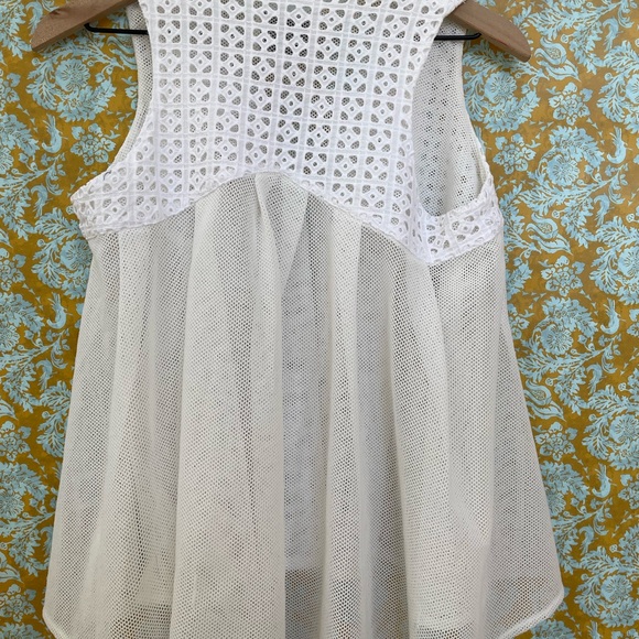 Anthropologie- Elevenses Mona Eyelet Vest - Picture 5 of 5